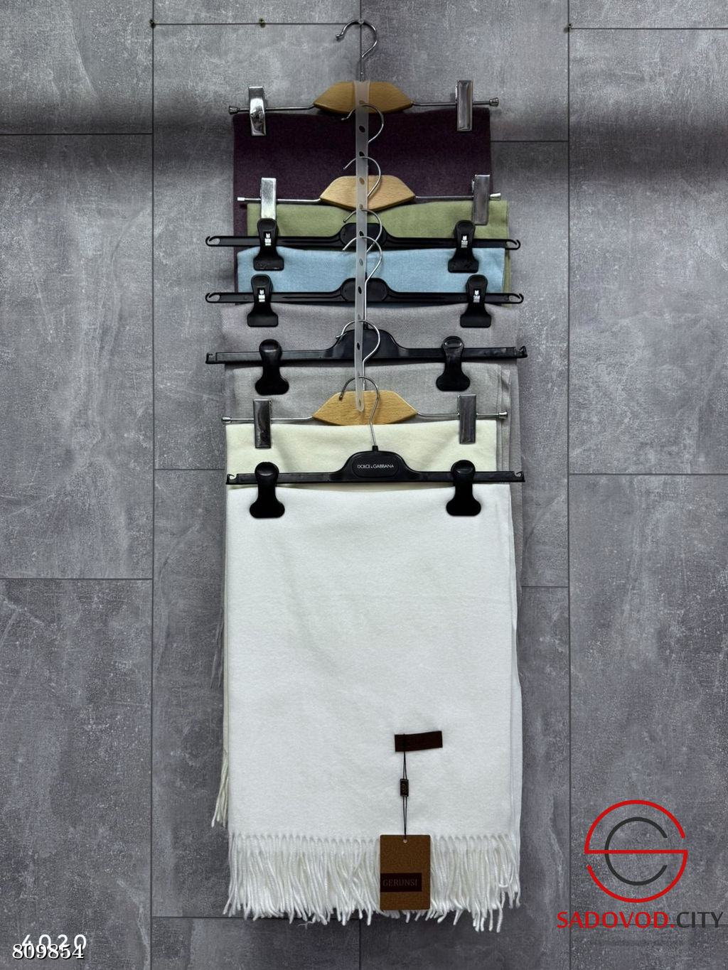 Палантин, шарф легкий однотонный