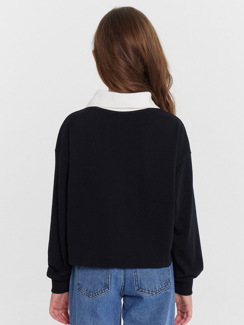 Свитшот для девочек с классическим воротником и принтом Уэнздей - Mark formelle фото 4