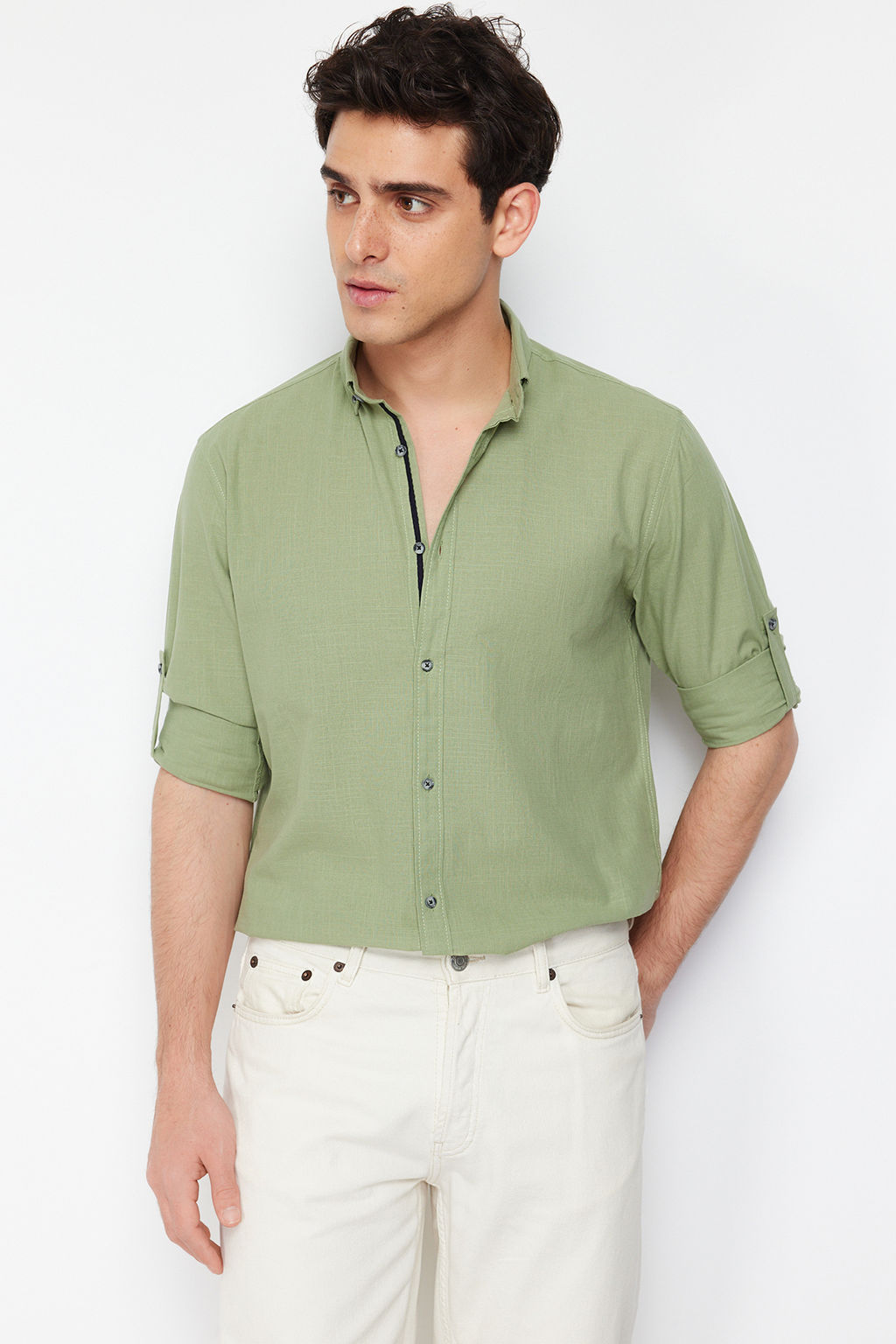 TRENDYOL MAN Koyu Yesil Dugmeli Yaka Apoletli Slim Fit Uzun Kol %100 Pamuklu Keten Gorunumlu Gomlek TMNSS20GO0189 - Trendyolmilla фото 8
