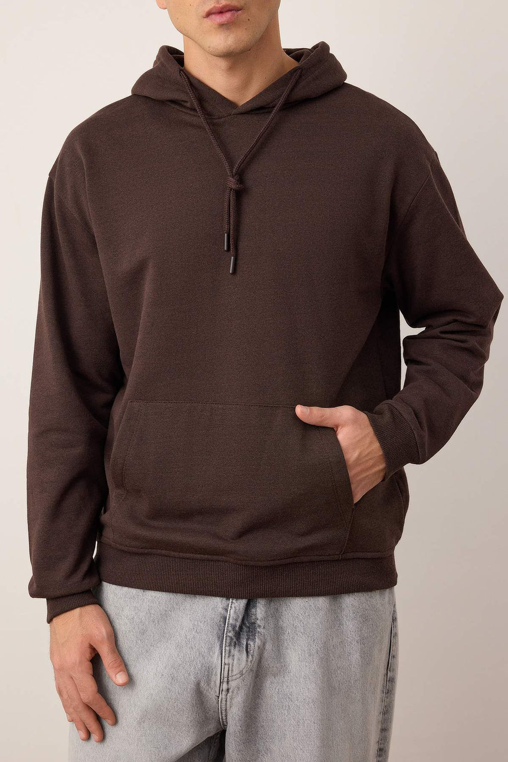 Koyu Kahverengi Oversize/Genis Kesim Kapusonlu Ici Polar/S?cak Tutan Sweatshirt TMNAW23SW00195