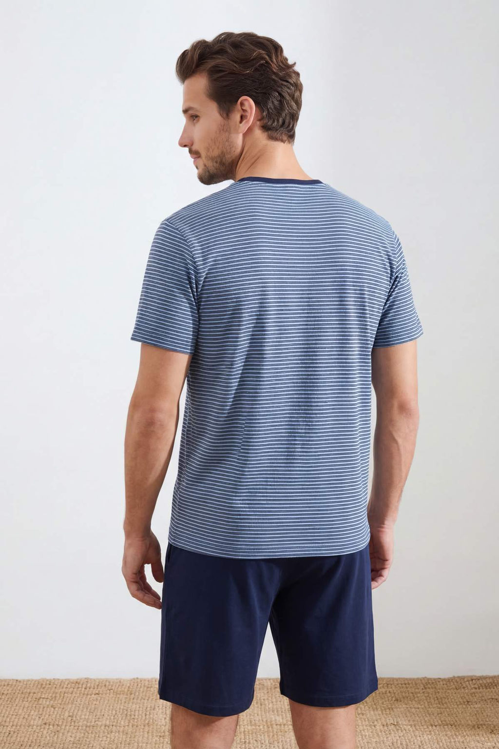 Lacivert Regular Fit Cizgili Pamuklu Pijama Tak?m? TMNSS26PT00015