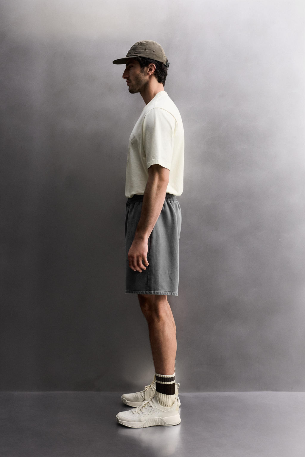 PANTALONES CORTOS JOGGER LAVADOS TRAINING / Gris / Azul