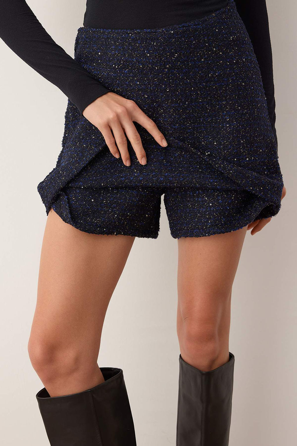 Lacivert Simli Tuvit S?k Sort & Bermuda TWOAW26ET00043 - Trendyolmilla фото 6