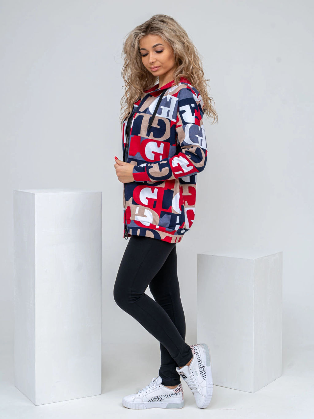 Толстовка женская, цвет синий красный