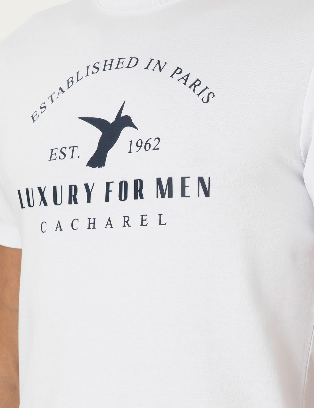 Белая стройная мата - Cacharel фото 7