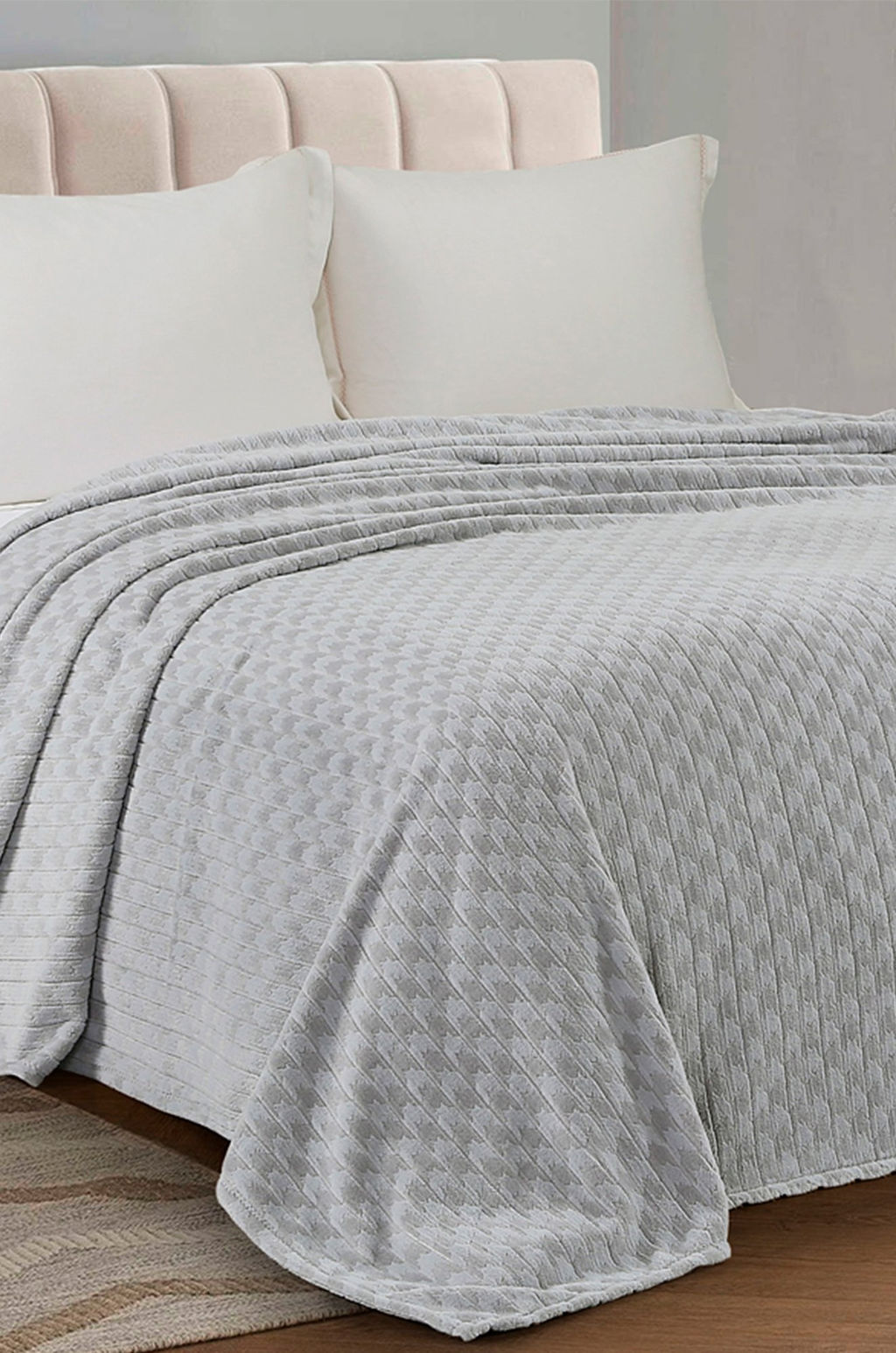 Плед из жаккардового велсофта VV Viola Home collection