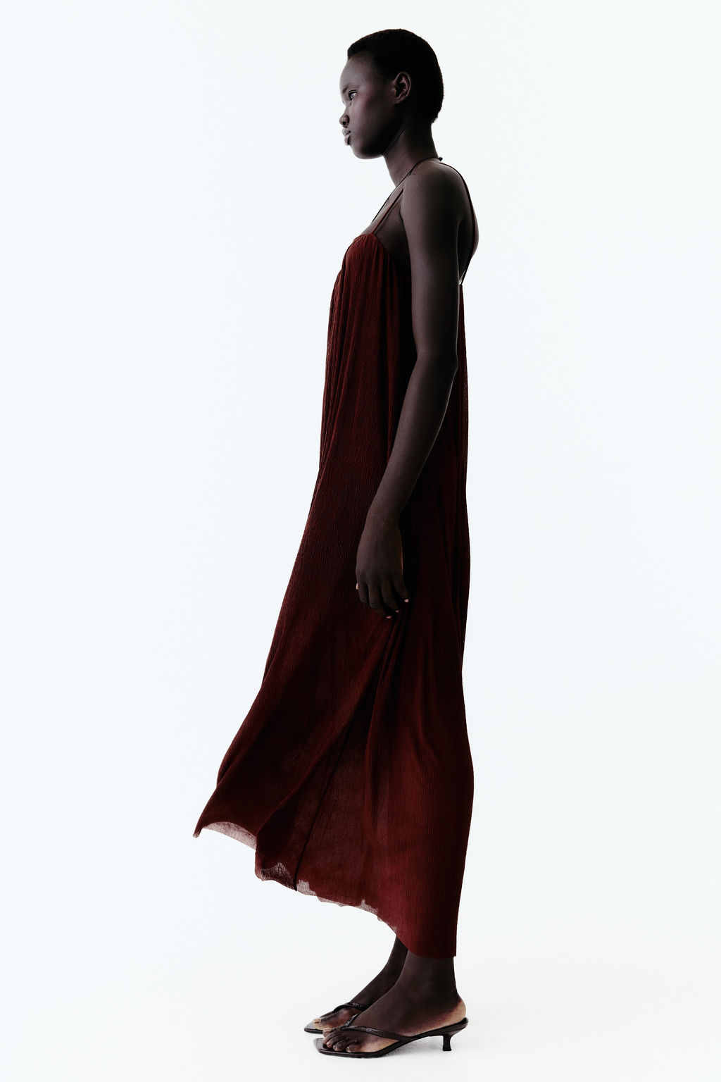 Vestido plisado de tirantes - H&m фото 6