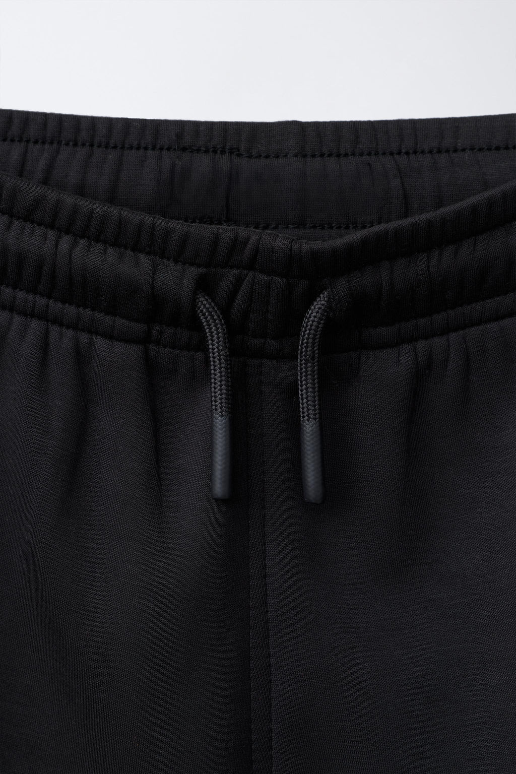 BERMUDA SPORTY CON MODAL / Negro - Zara фото 3