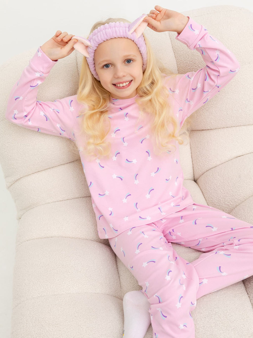 Комплект для девочек (джемпер, брюки) розовый с кометами - Mark formelle фото 2