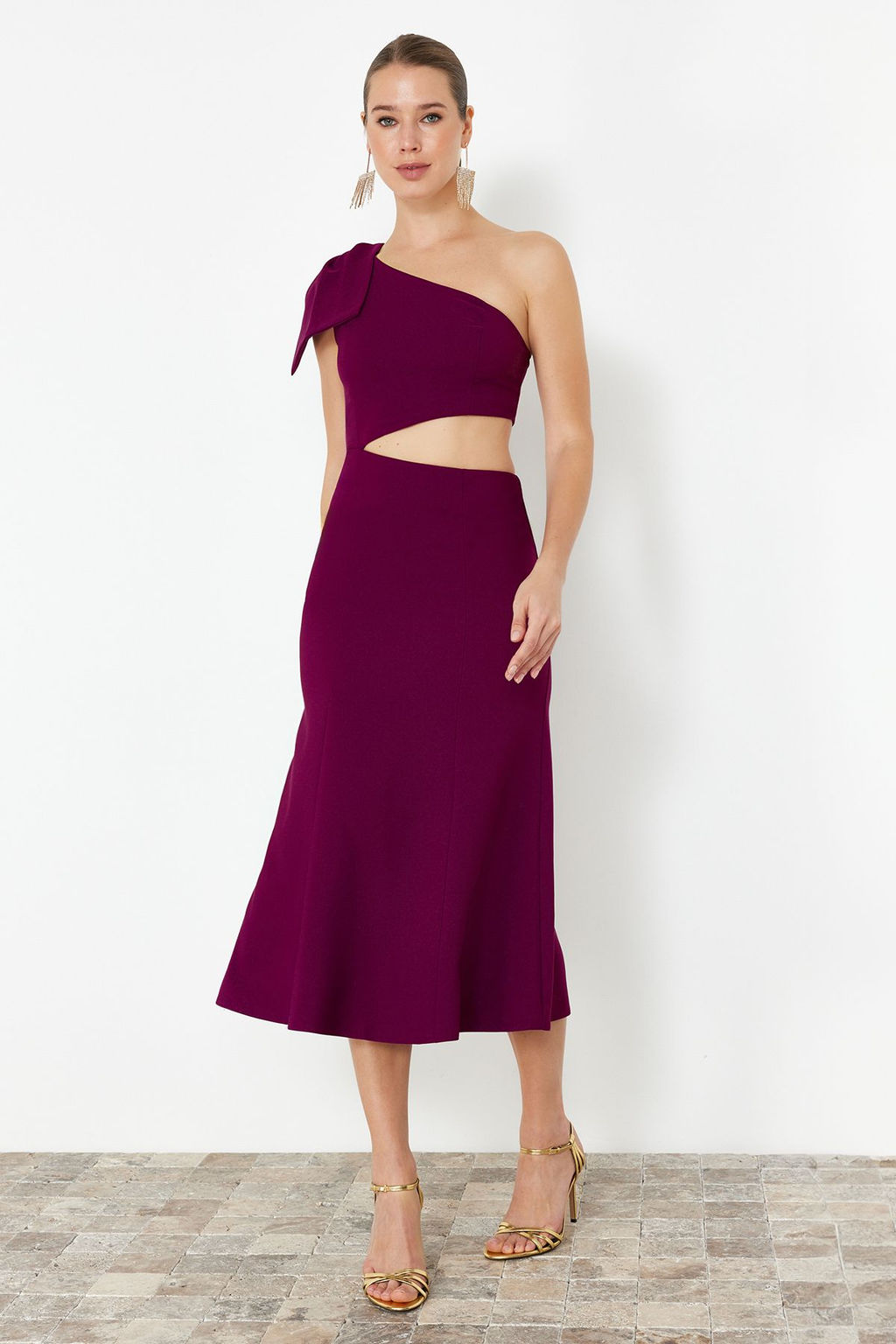 Murdum Fiyonklu Pencere/Cut Out Detayl? Dokuma S?k Abiye Elbise TPRSS24EL00196 - Trendyolmilla фото 2