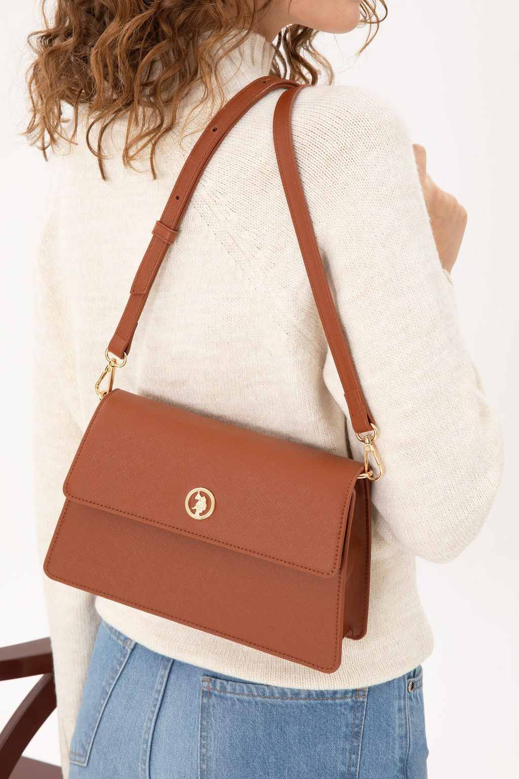 Женская светло-коричневая сумка через плечо Неожиданная скидка в корзине - U.s. polo assn фото 2