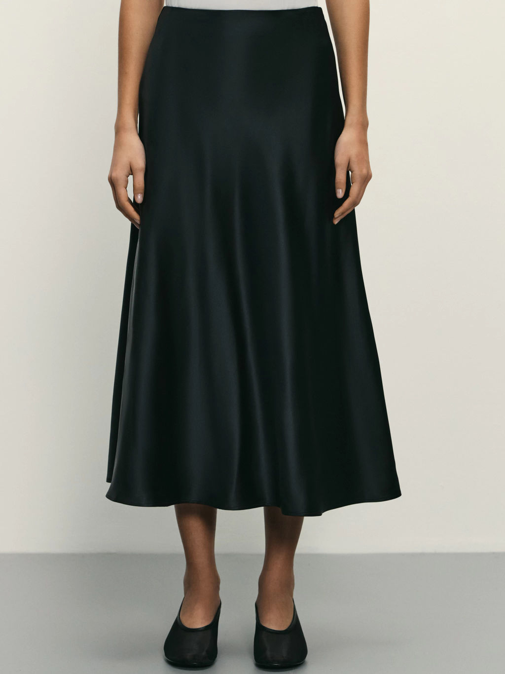 Атласная юбка миди / Zarina  фото 3