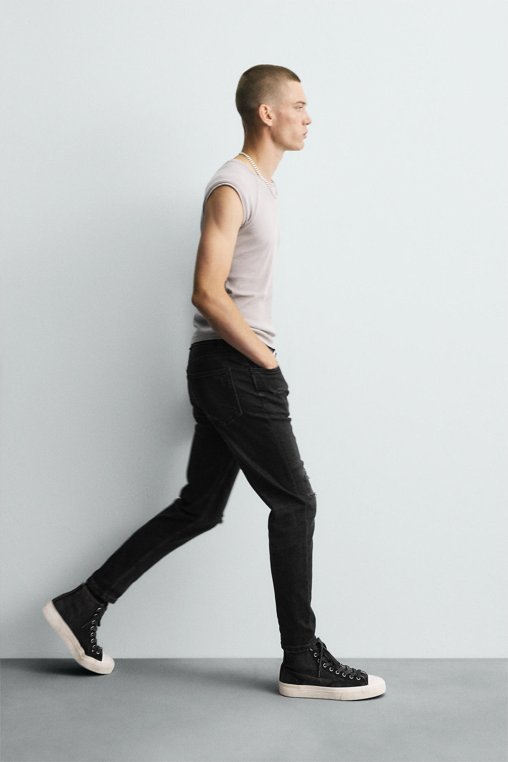 RIPPED SKINNY FIT JEANS - Zara фото 34