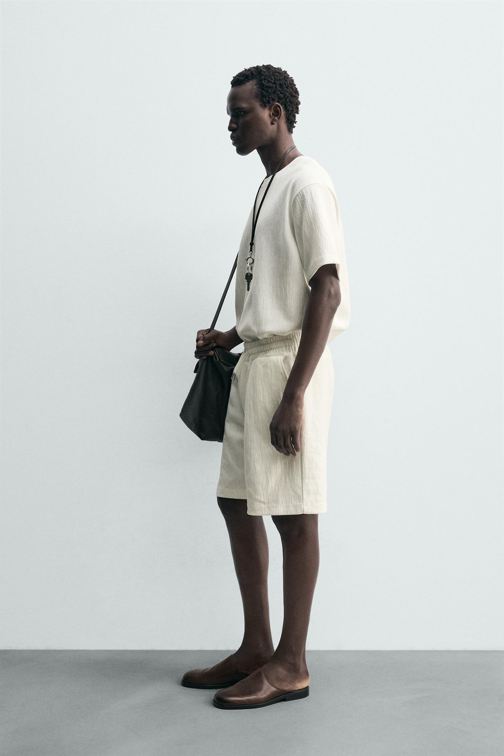 BERMUDA JOGGER ESTRUCTURA / Blanco roto - Zara фото 4