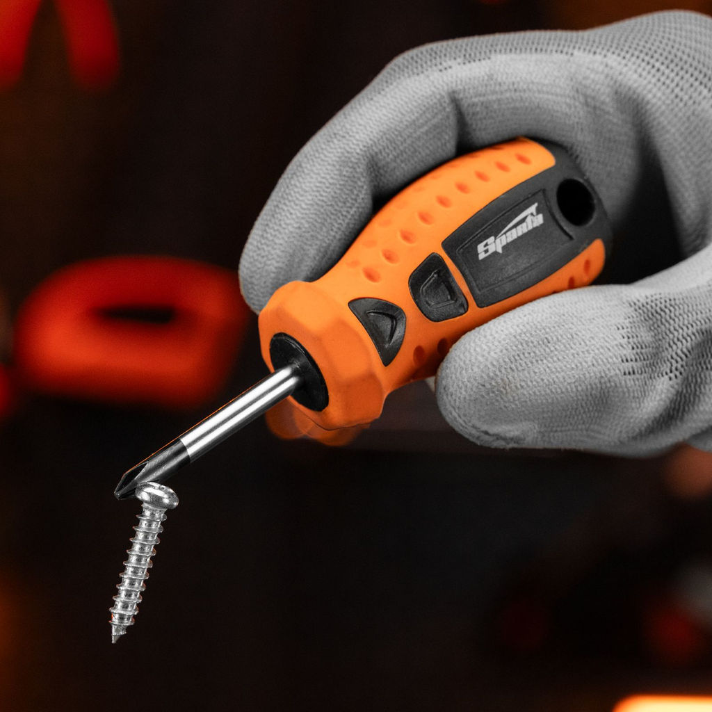 Отвертка крест. 1х38мм 2-комп. рукоятка "Sparta"