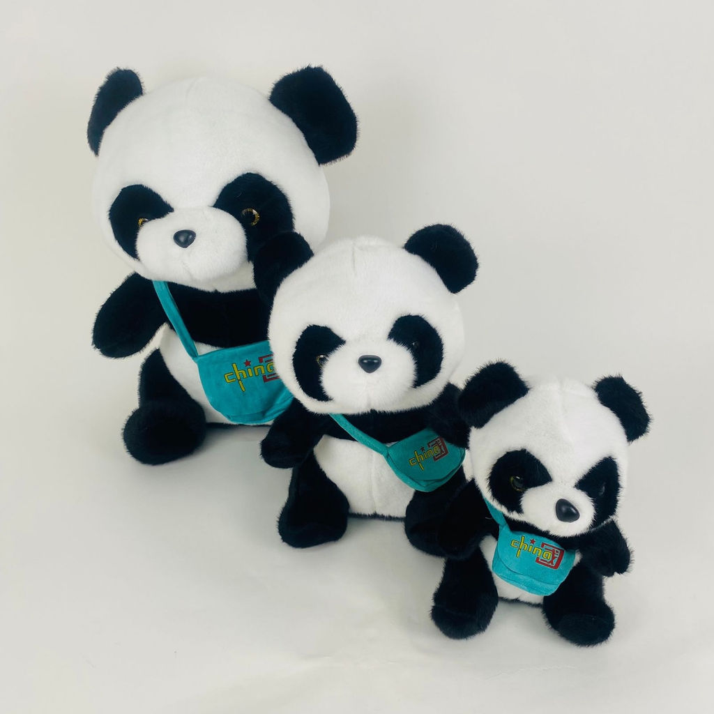 Мягкая игрушка Панда с сумочкой 24 см (арт. YE240107-10) - Storyland фото 2