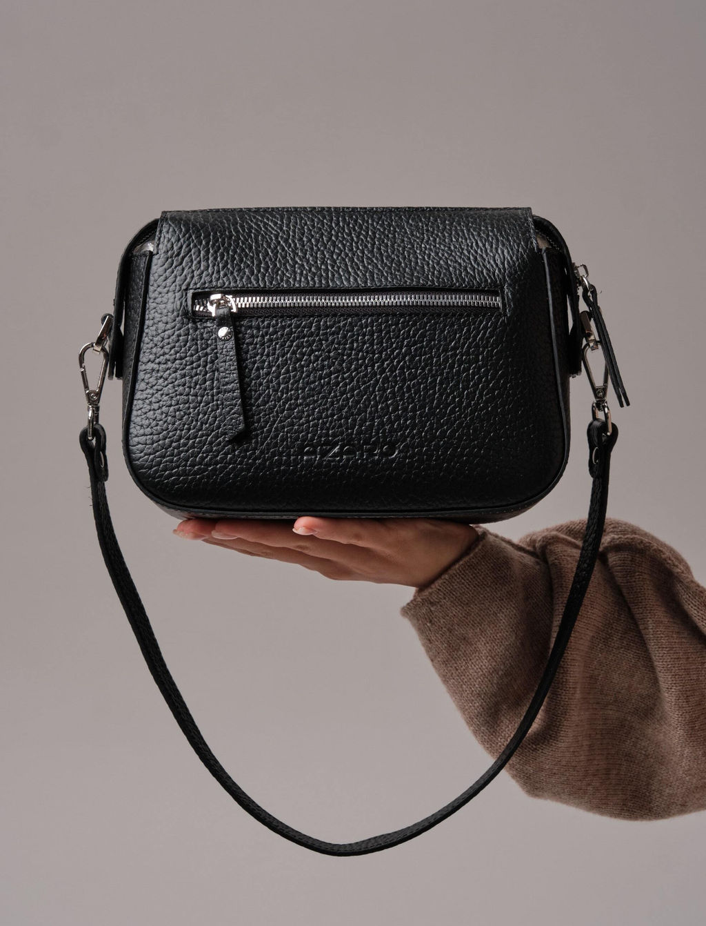 Женская сумка кросс-боди Azaro 3684 черный соло