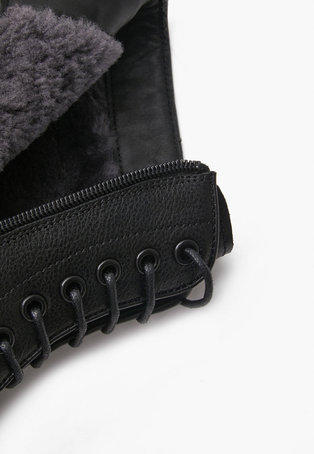 Ботинки классические