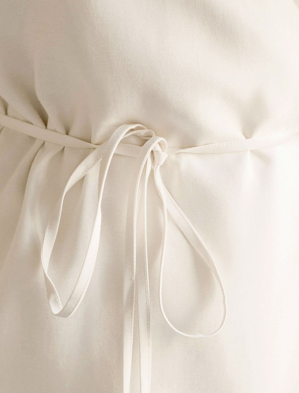 Жилет на запАх с поясом из плотного лиоцелла - Vilatte фото 2