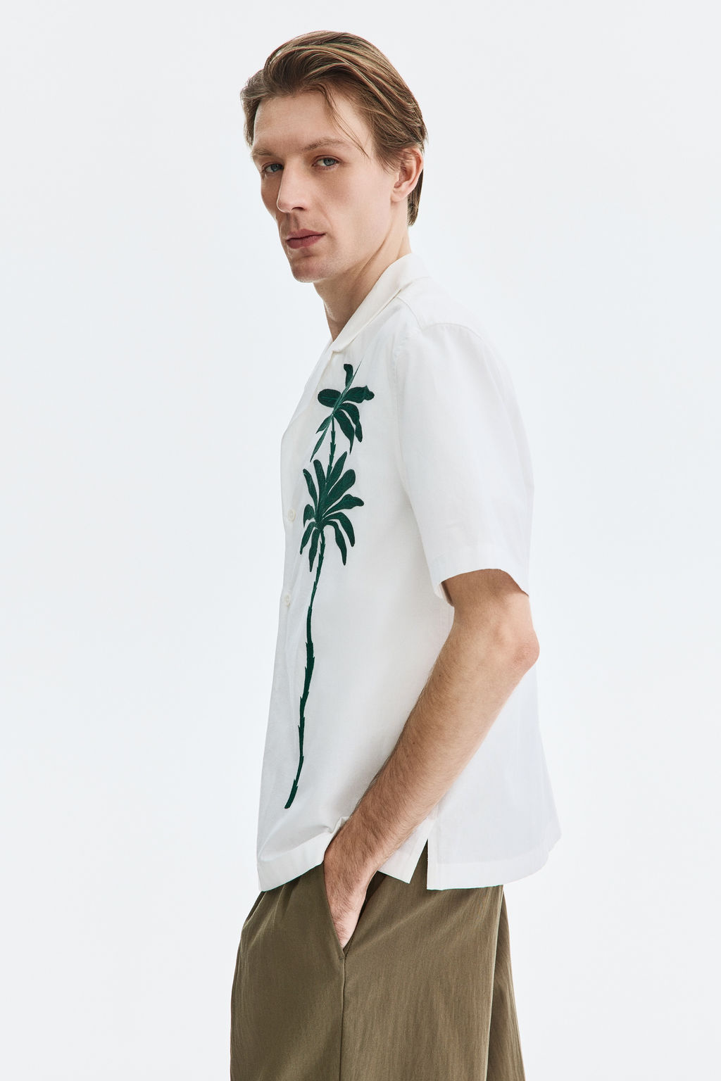 Camisa resort con motivo bordado Relaxed Fit - H&m фото 6