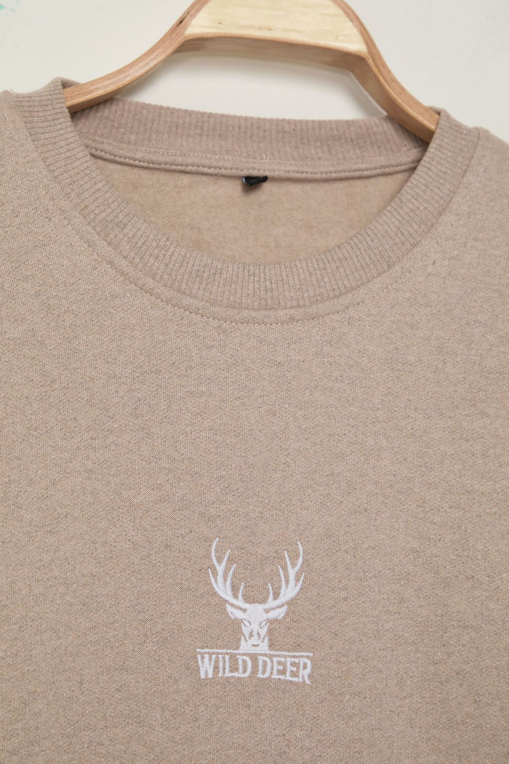 TRENDYOL MAN Tas Oversize/Genis Kesim Bisiklet Yaka Nak?s Detayl? Buyuk Beden Sweatshirt TMNAW25AO00014 - Trendyolmilla фото 5