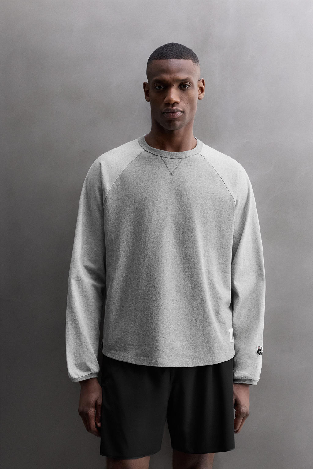 EMBROIDERED COLOUR BLOCK LONG SLEEVE T-SHIRT - Zara фото 4