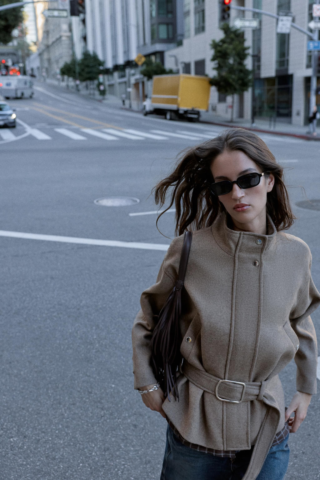 CROPPED WOOL COAT WITH BELT - Zara фото 5