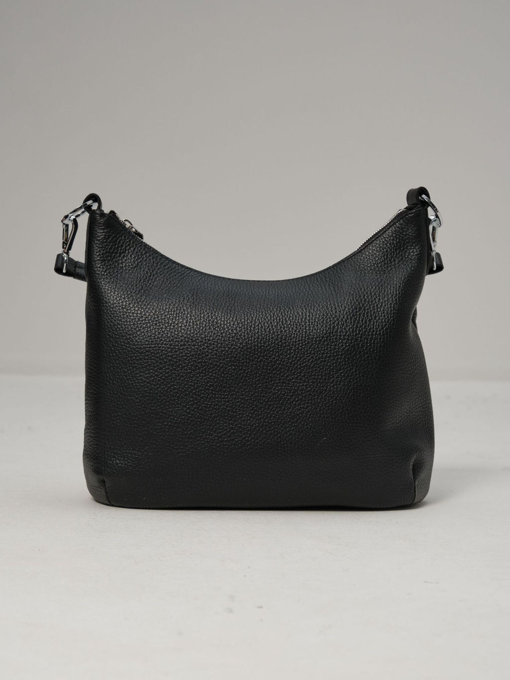 Сумка кожаная на плечо Azaro 3405 черная