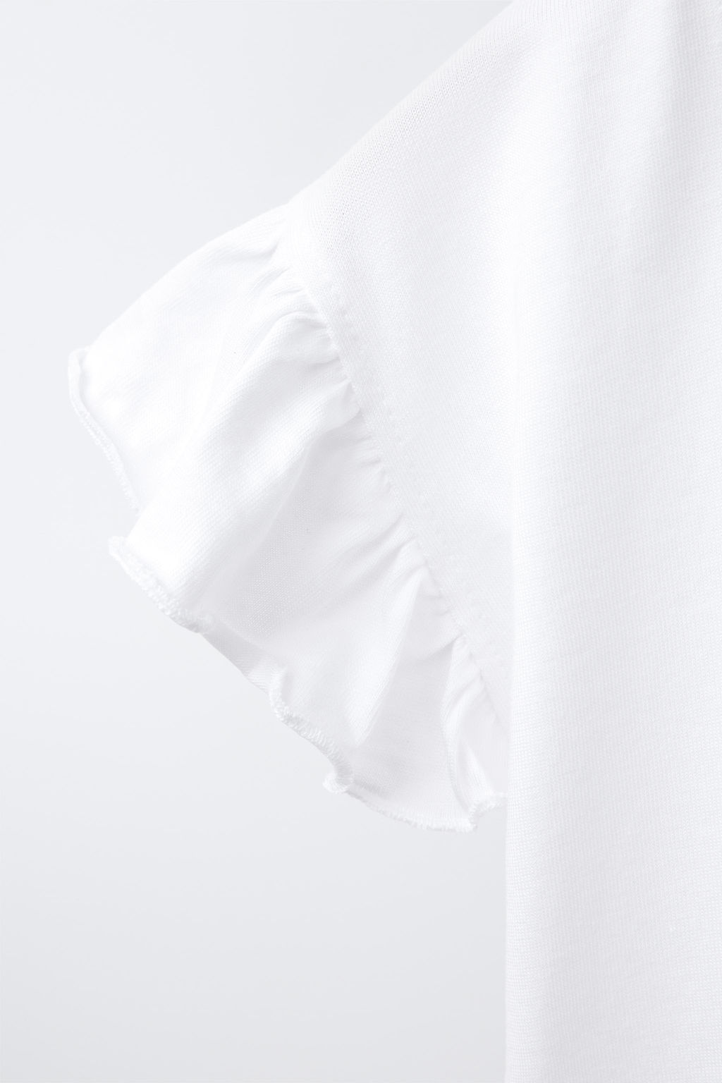 PLAIN T-SHIRT WITH RUFFLES - Zara фото 4