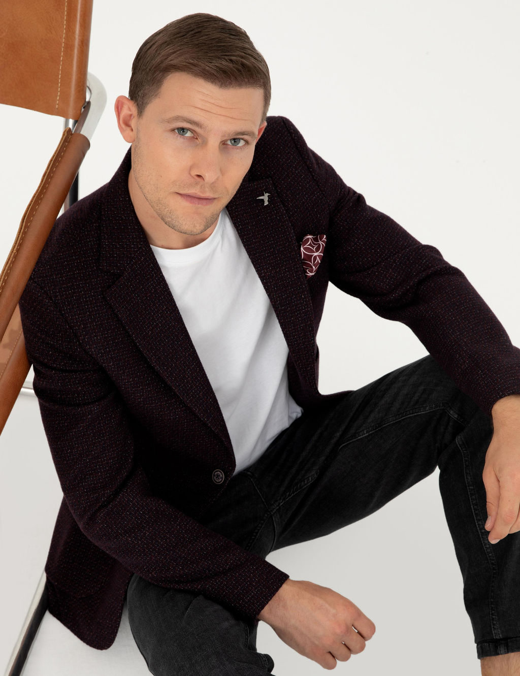 Бордово-красная приталенная куртка из смесовой шерсти - Cacharel фото 2