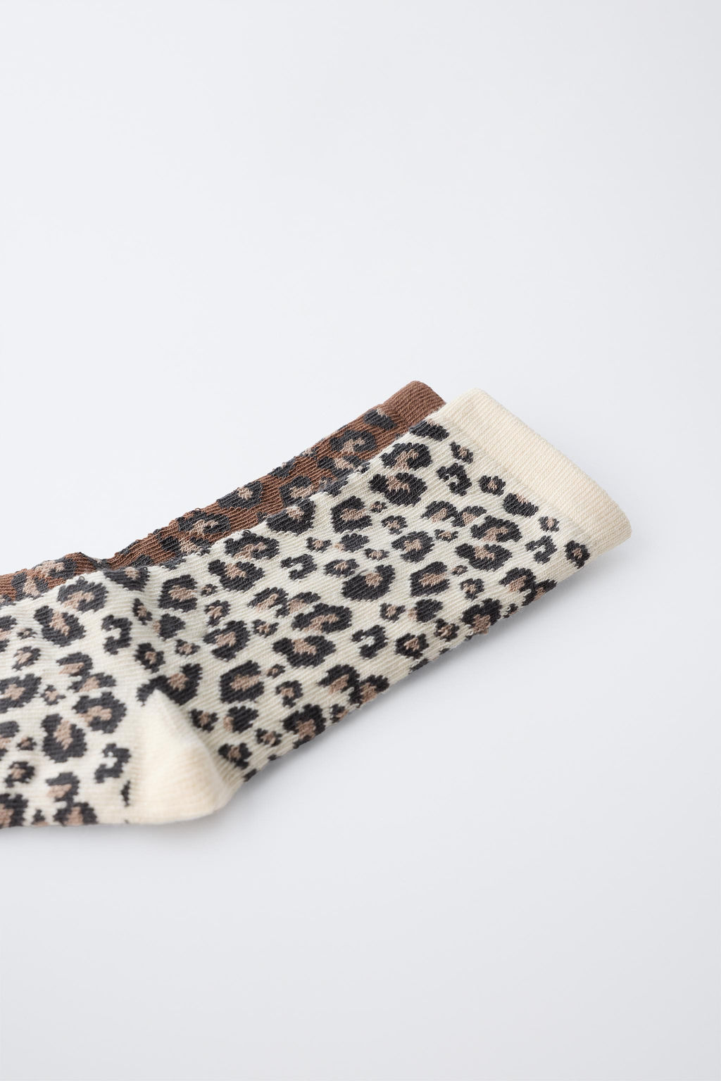 PACK OF 2 LONG ANIMAL PRINT SOCKS - Zara фото 2