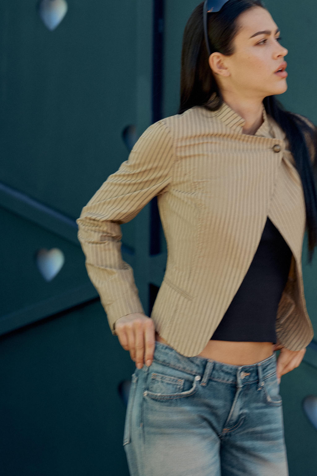BLAZER RAYAS CIERRE CRUZADO / Tostado oscuro - Zara фото 2