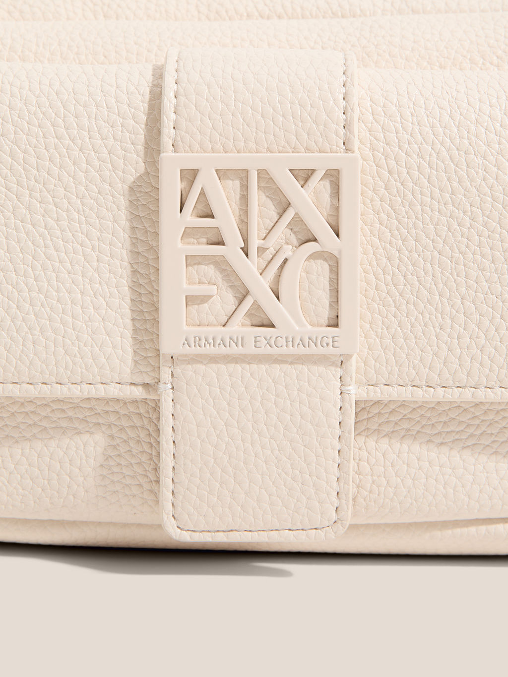 Кросс-боди ARMANI EXCHANGE SUSIE Артикул 4368305, молочно-белый  фото 2