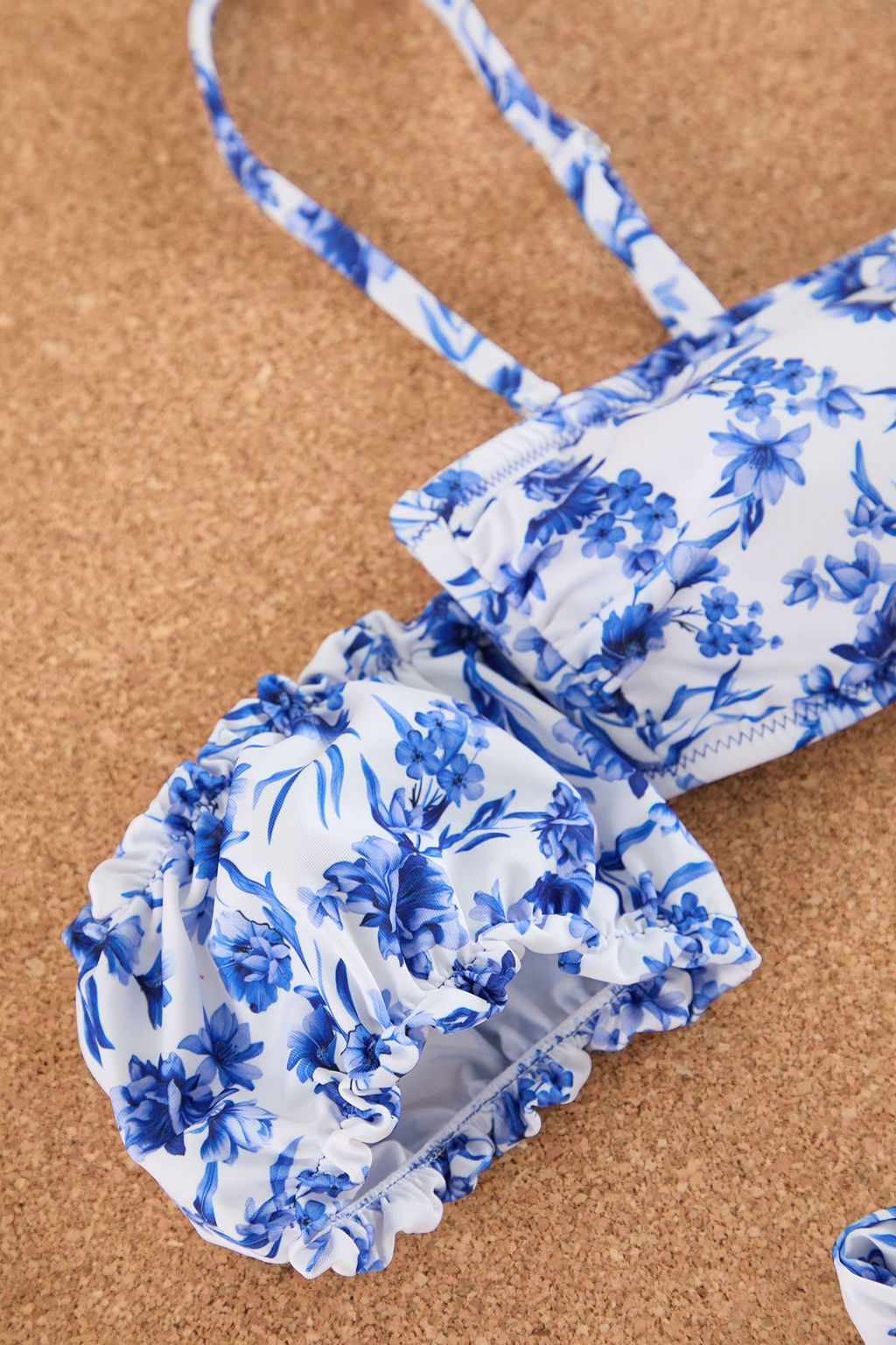 Trendyolmilla Cicek Desenli Straplez Tak C?kar Kol Detayl? Baglamal? Bikini Ustu TBESS25BU00016  фото 7