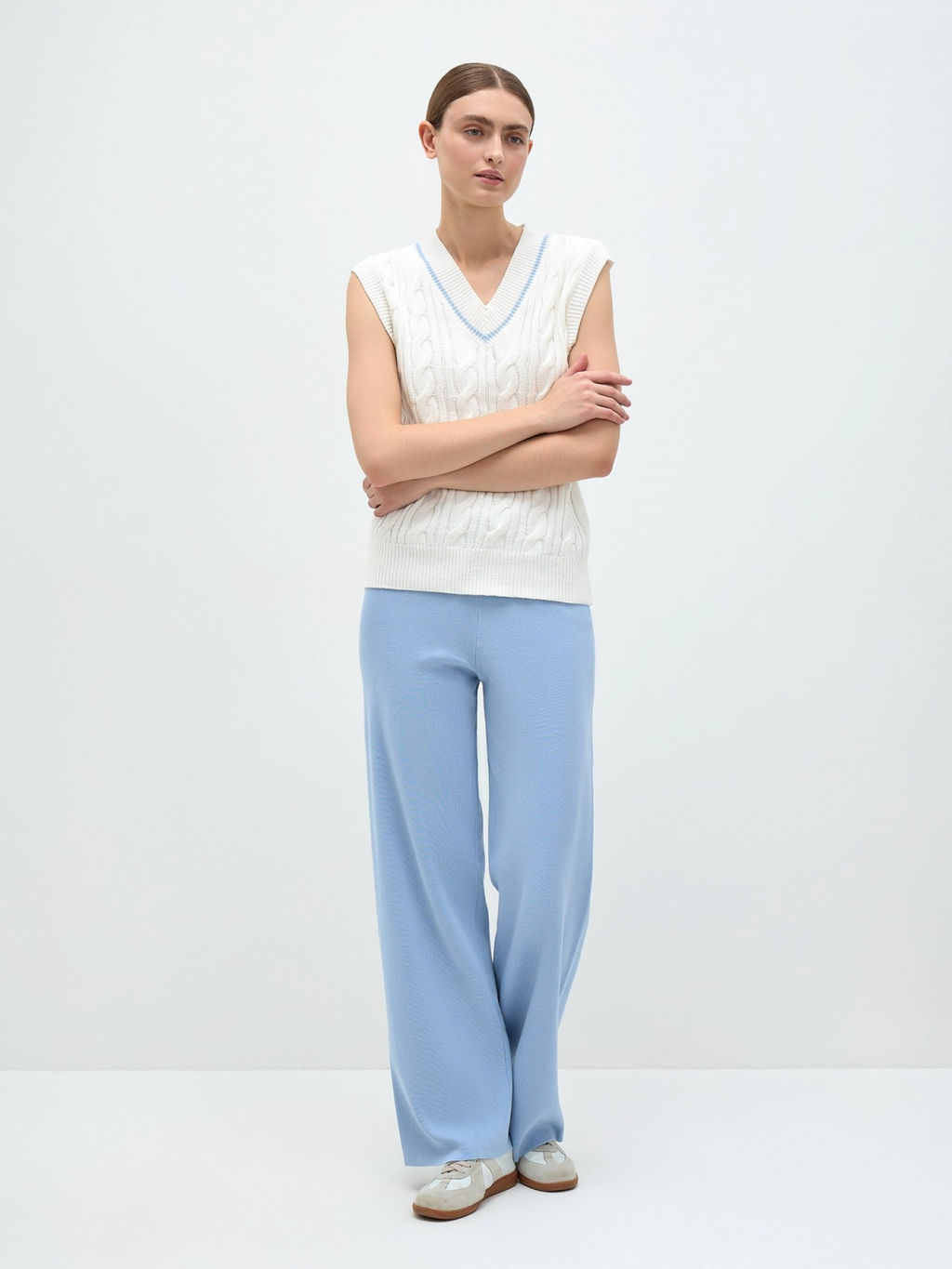 Conso/KV 240707 - milk/blue Жилет женский  фото 2