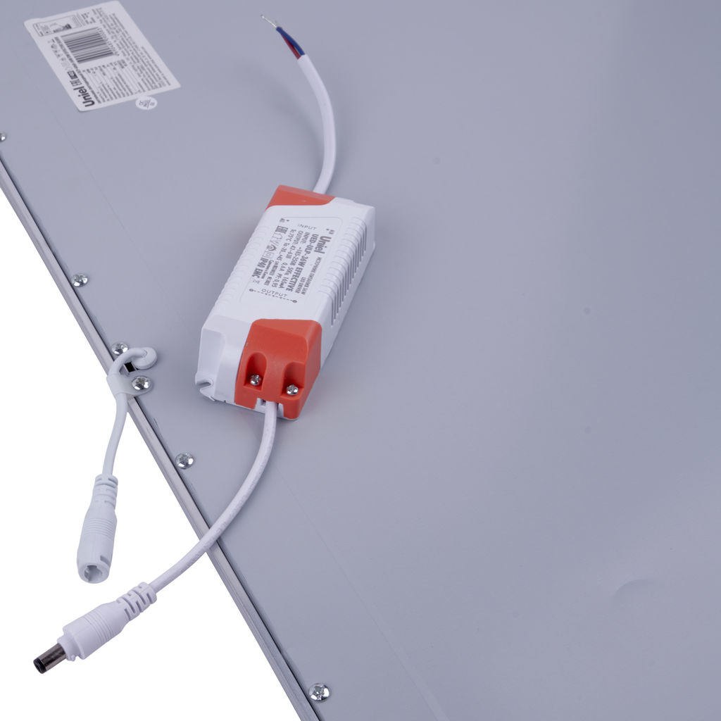 ULP-6060-36W/4000K EFFECTIVE WHITE Светильник светодиодный потолочный встраиваемый. Белый свет (4000K). Корпус белый. В комплекте с и/п. ТМ Uniel.