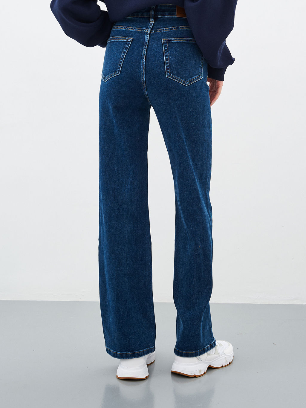 Женские джинсы широкие с высокой посадкой - Mossmore фото 57