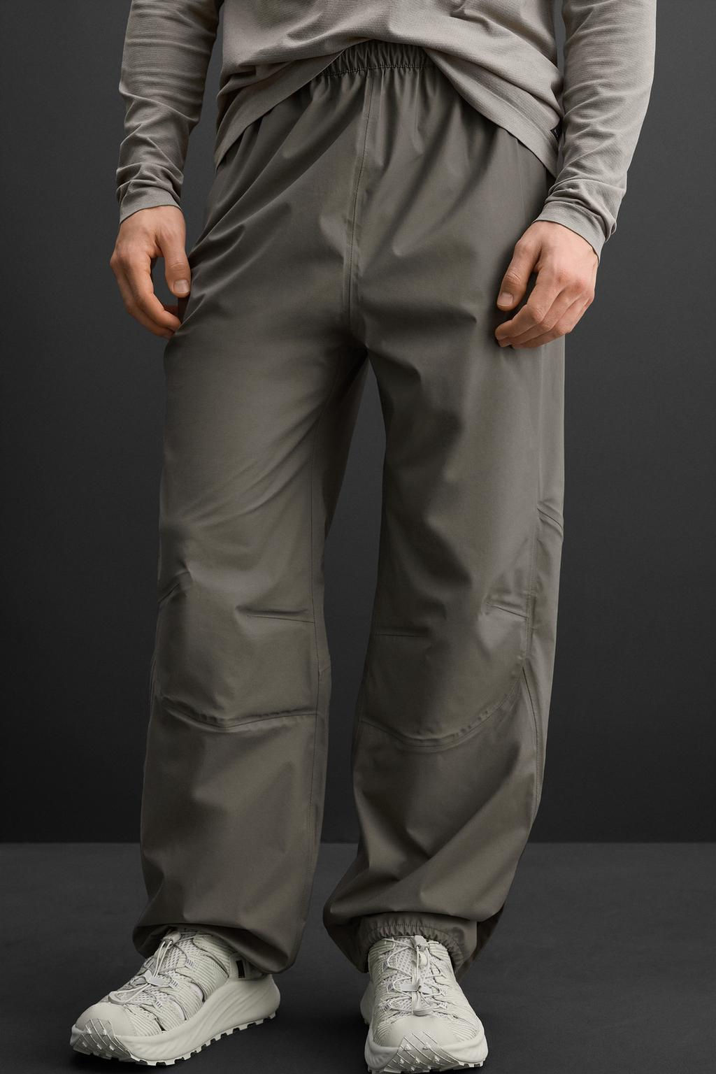 WATER-REPELLENT TECHNICAL TROUSERS - Zara фото 3