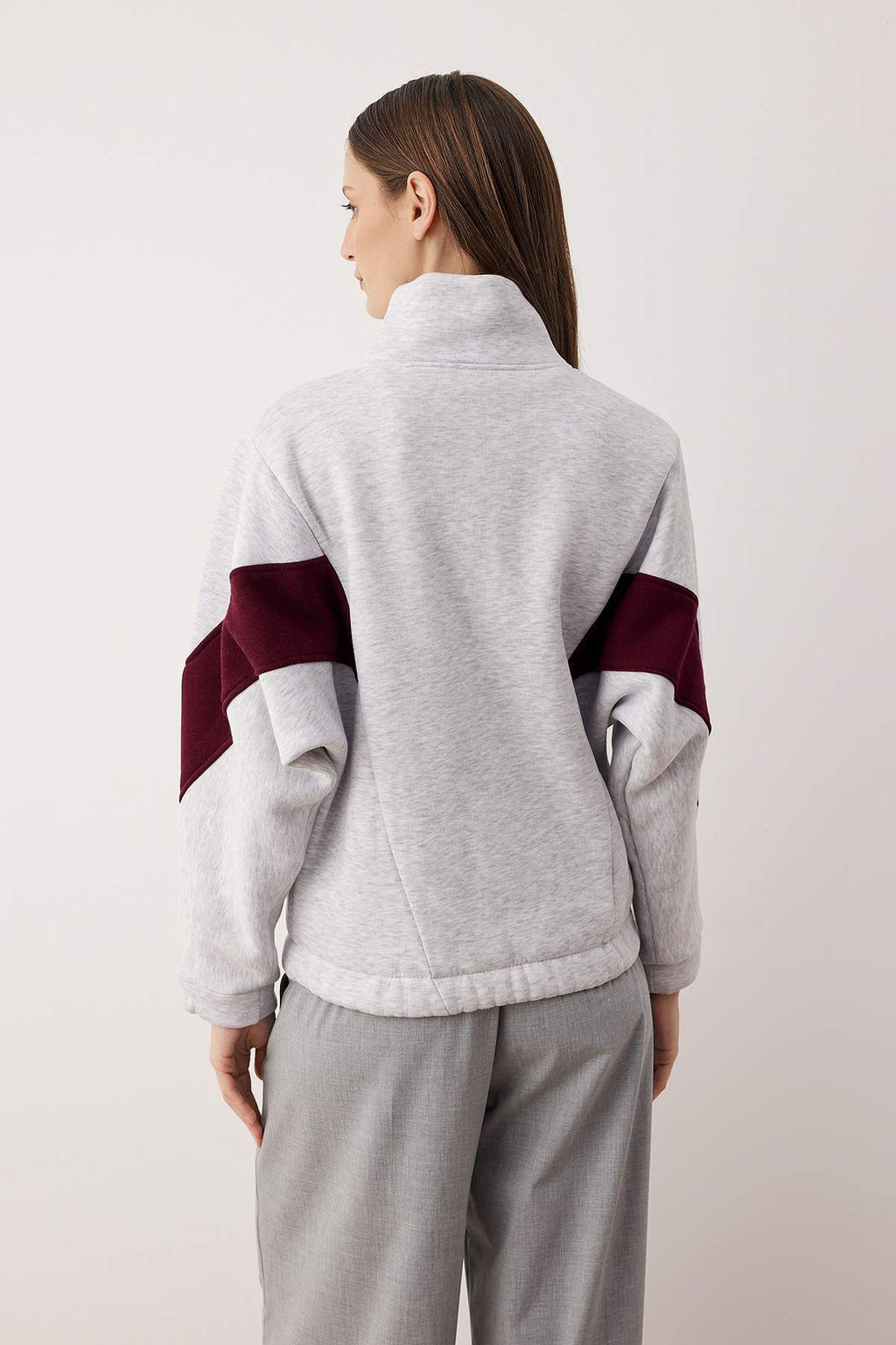 Gri Melanj Bordo Renk Bloklu Fermuarl? Dik Yaka Oversize Bomber Orme Sweatshirt TWOAW26SW00037