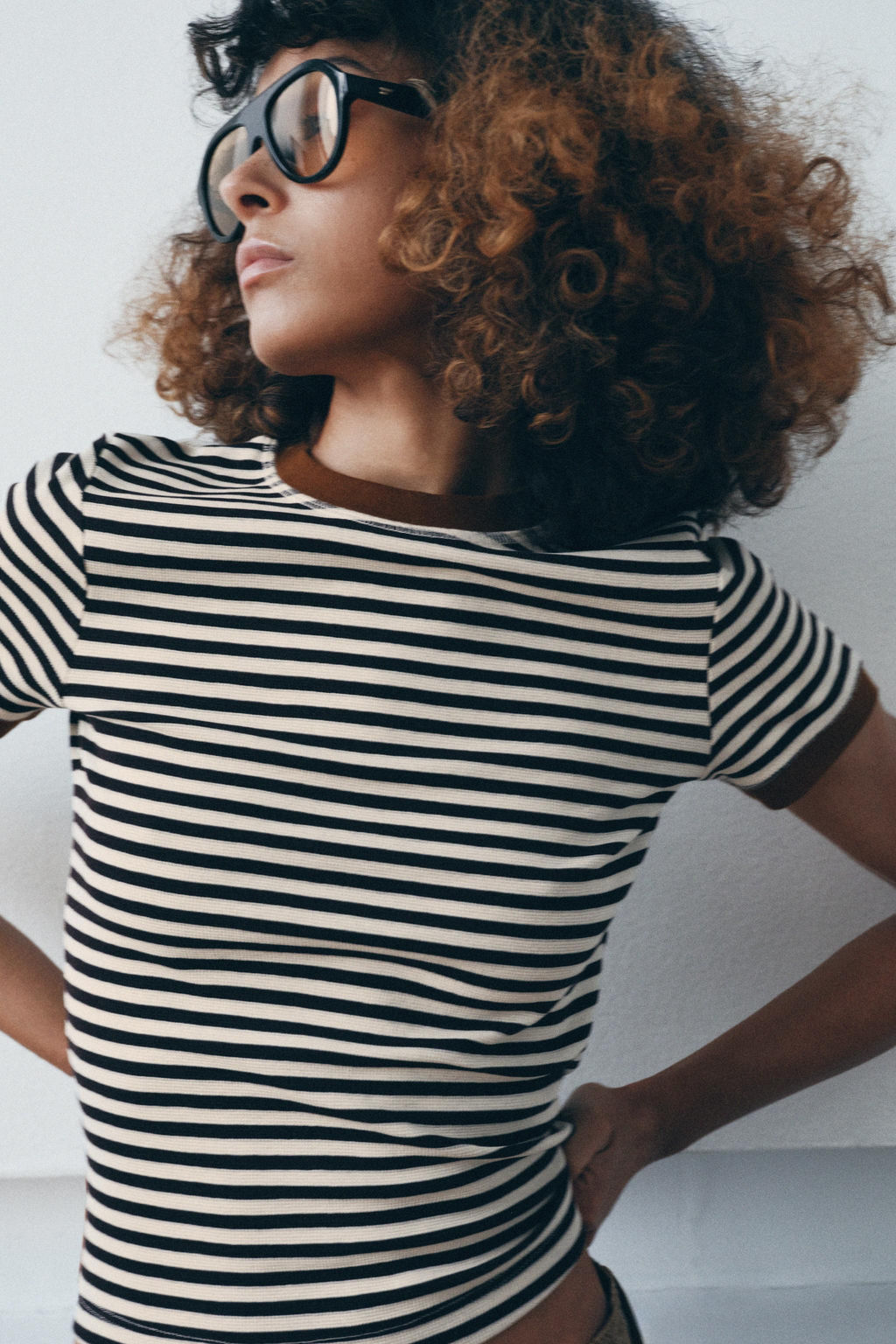 STRIPED SHORT SLEEVE T-SHIRT - Zara фото 2