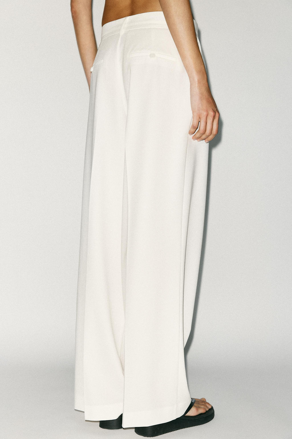 DARTED TROUSERS