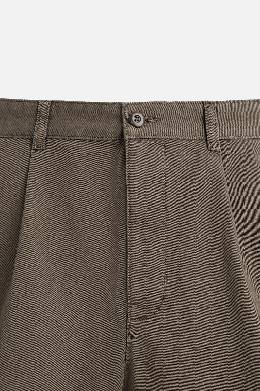 RELAXED FIT PLEATED BERMUDA SHORTS - Zara фото 10