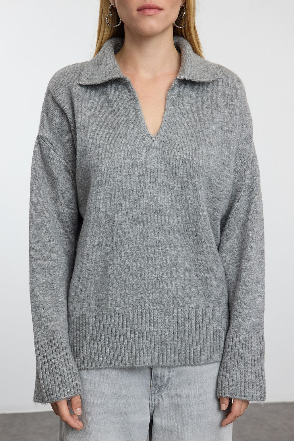 Gri Yunlu Genis Kal?p Polo Yaka Basic Triko Kazak TWOAW25KZ00009 - Trendyolmilla фото 3