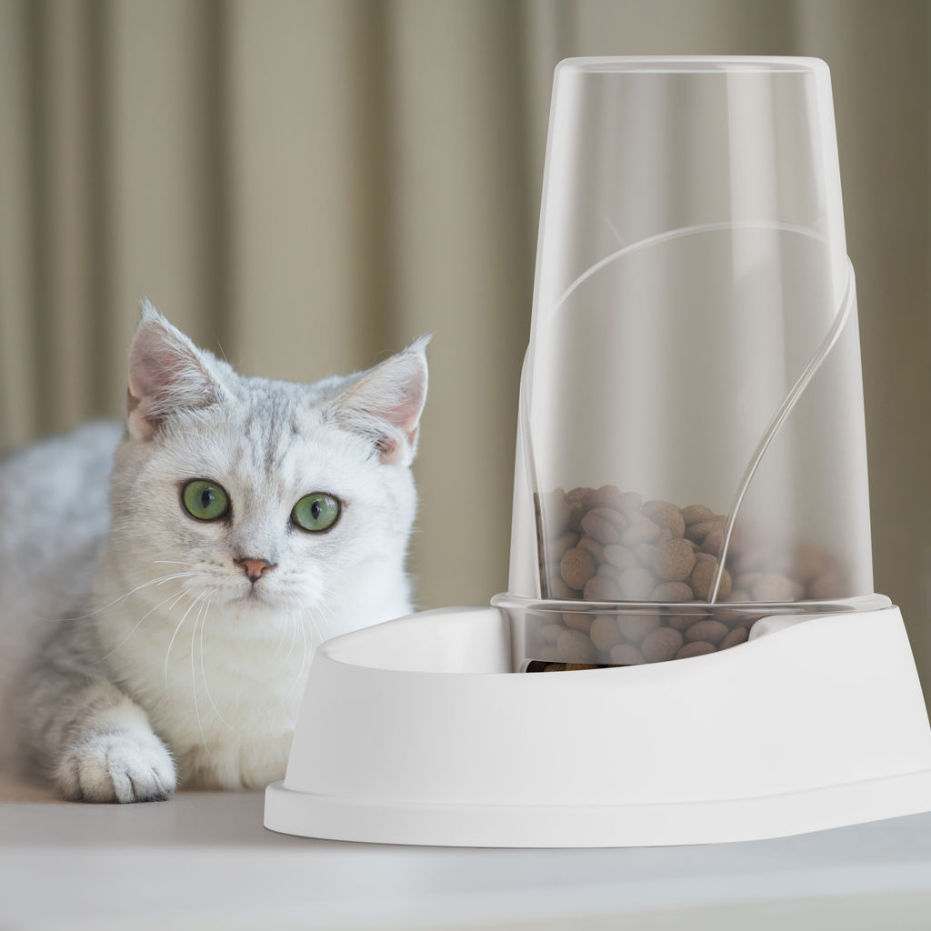 Автокормушка и автопоилка ALTA для кошек и собак 1,5л (белый) М8719