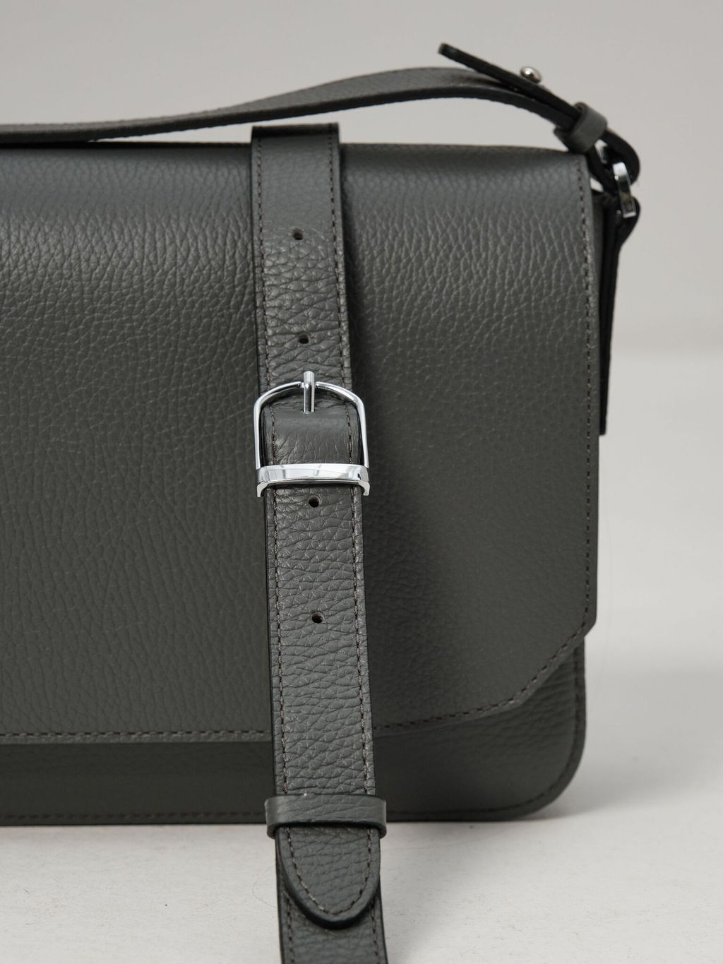 Сумка кожаная Deboro 30512 хромо