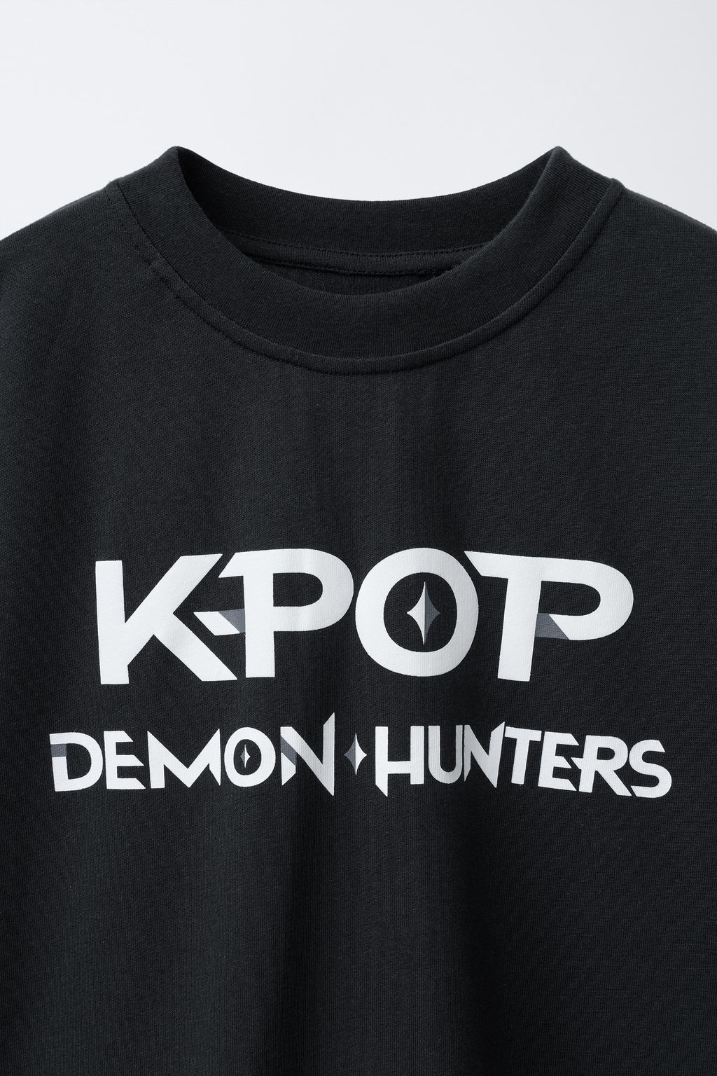 KPOP DEMON HUNTERS NETFLIX PRINTED T-SHIRT - Zara фото 3