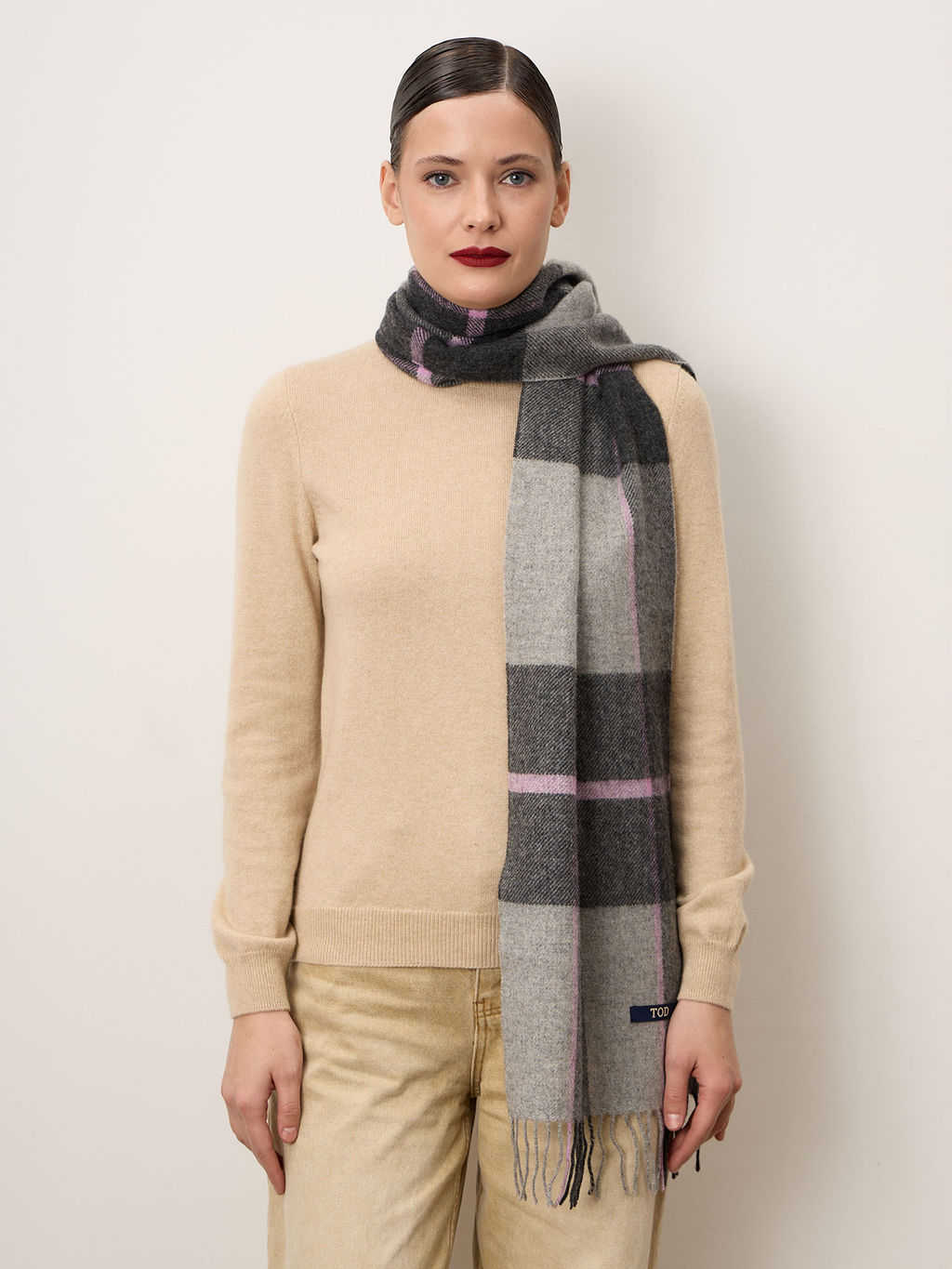 Шарф из шерсти 01242 графит/серый