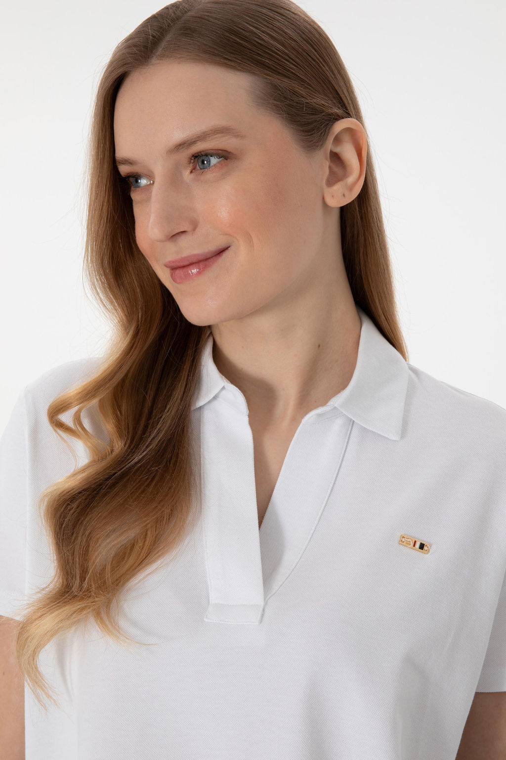 Kad_n Beyaz Basic Polo Yaka Ti__rt