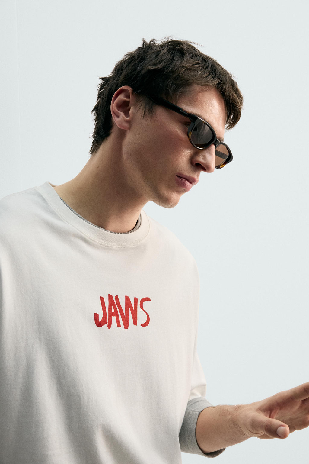 CAMISETA ILUSTRACI?N JAWS UCS LLC AND AMBLIN X DYLAN?S T-SHIRT CLUB X ZARA / blanco  фото 5