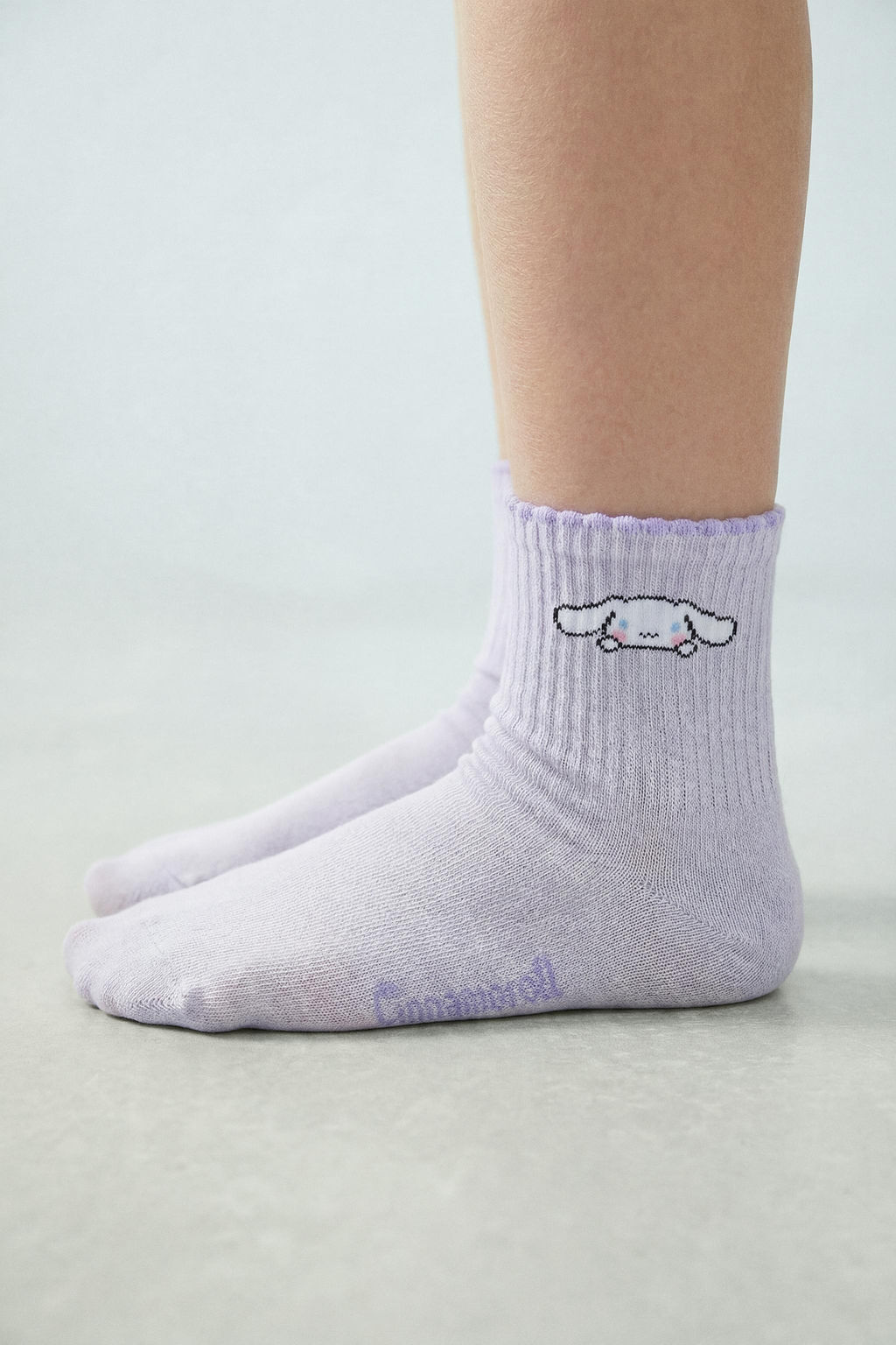 PACK TRES CALCETINES MEDIOS HELLO KITTY AND FRIENDS  SANRIO / Multicolor - Zara фото 7
